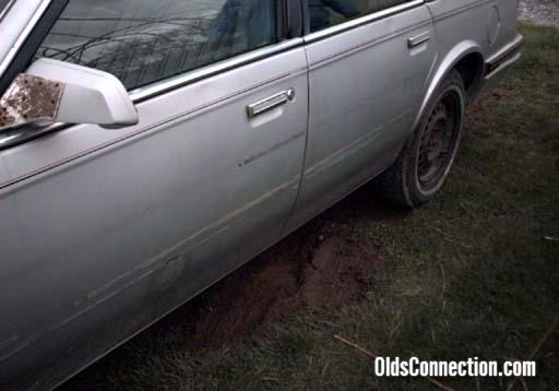 my car with out moldings