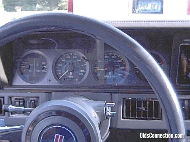 sis's gauge cluster