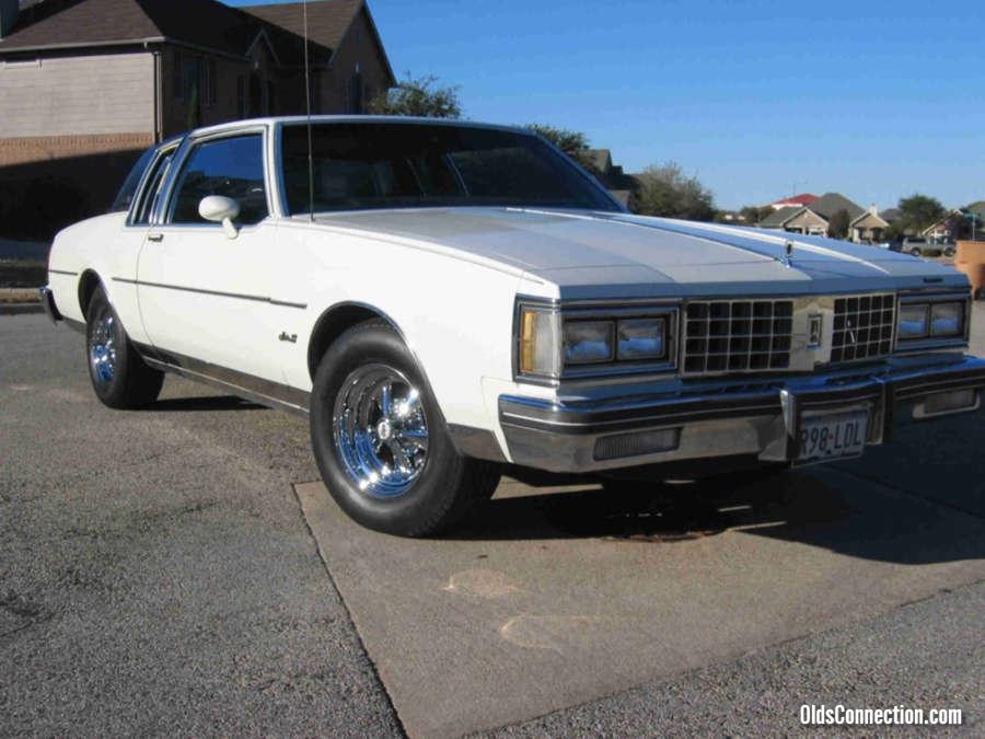 Olds front 83 KB.jpg