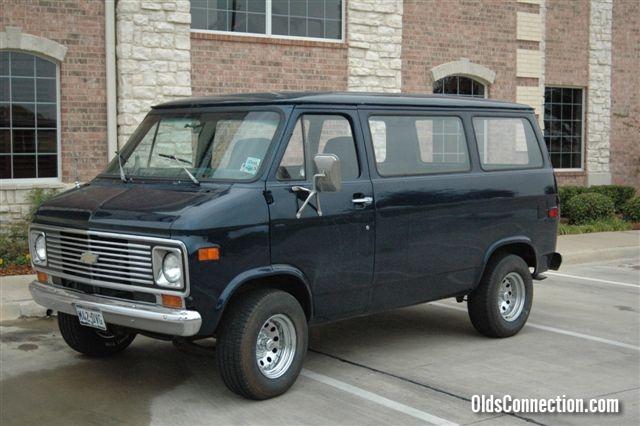 Old Blue - 76 Chevy Van with 800k miles